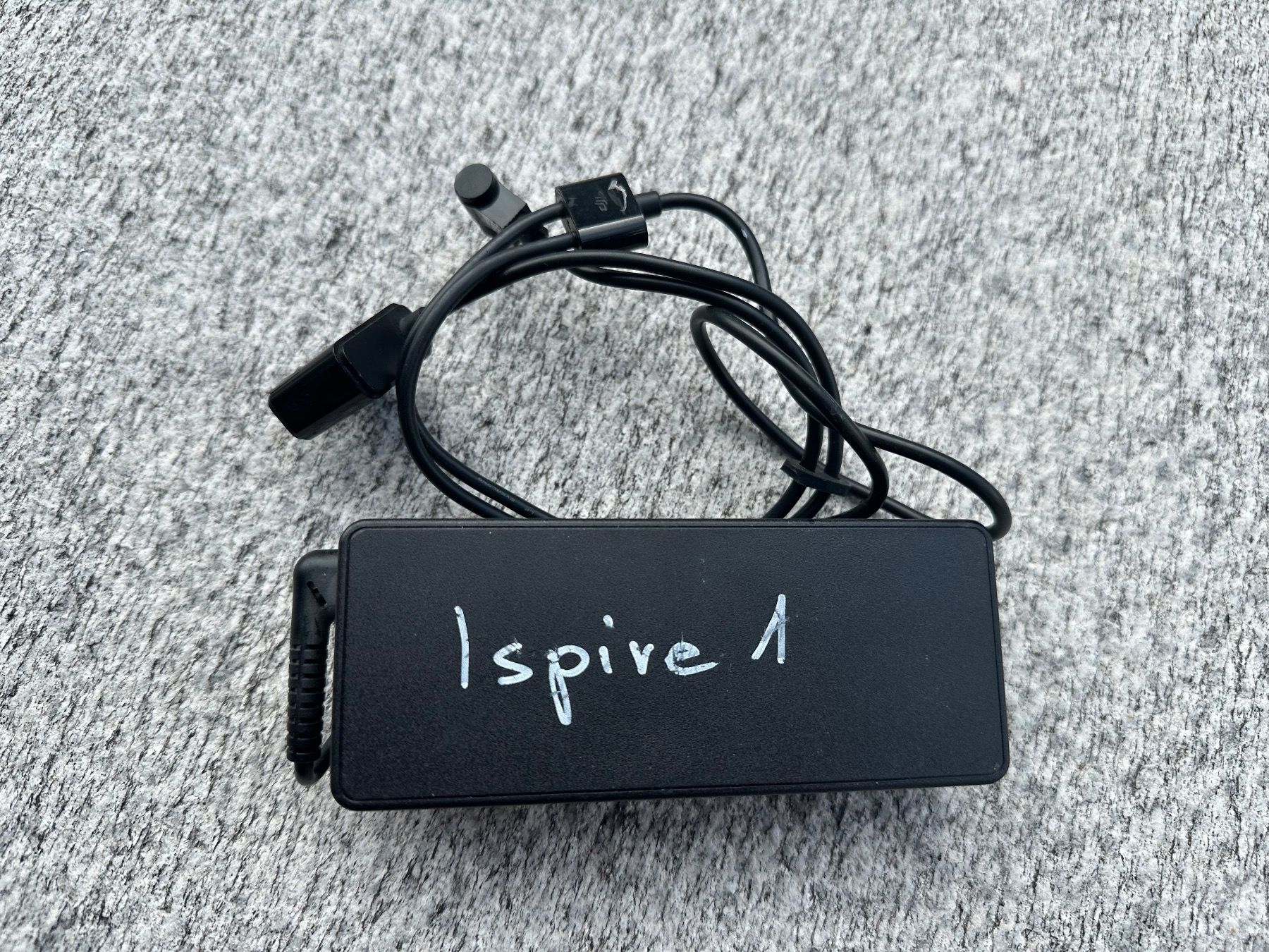 DJI Modellismo RC: DJI Inspire 1 wall charger #1 – Usato da Chiasso venduto da Carrara-Modellismo