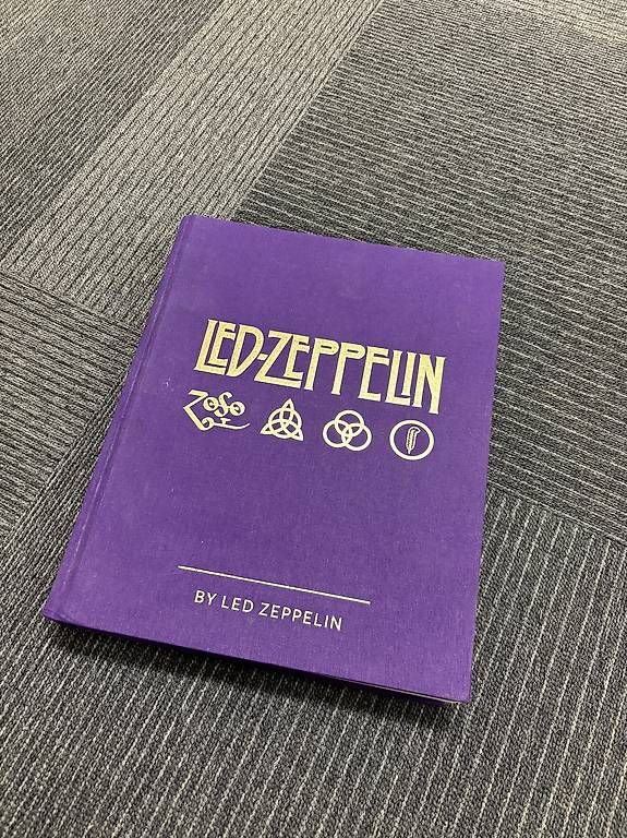 Libri: Led Zeppelin stoff gebunden – Usato da Rheinfelden venduto da MACGYVER71
