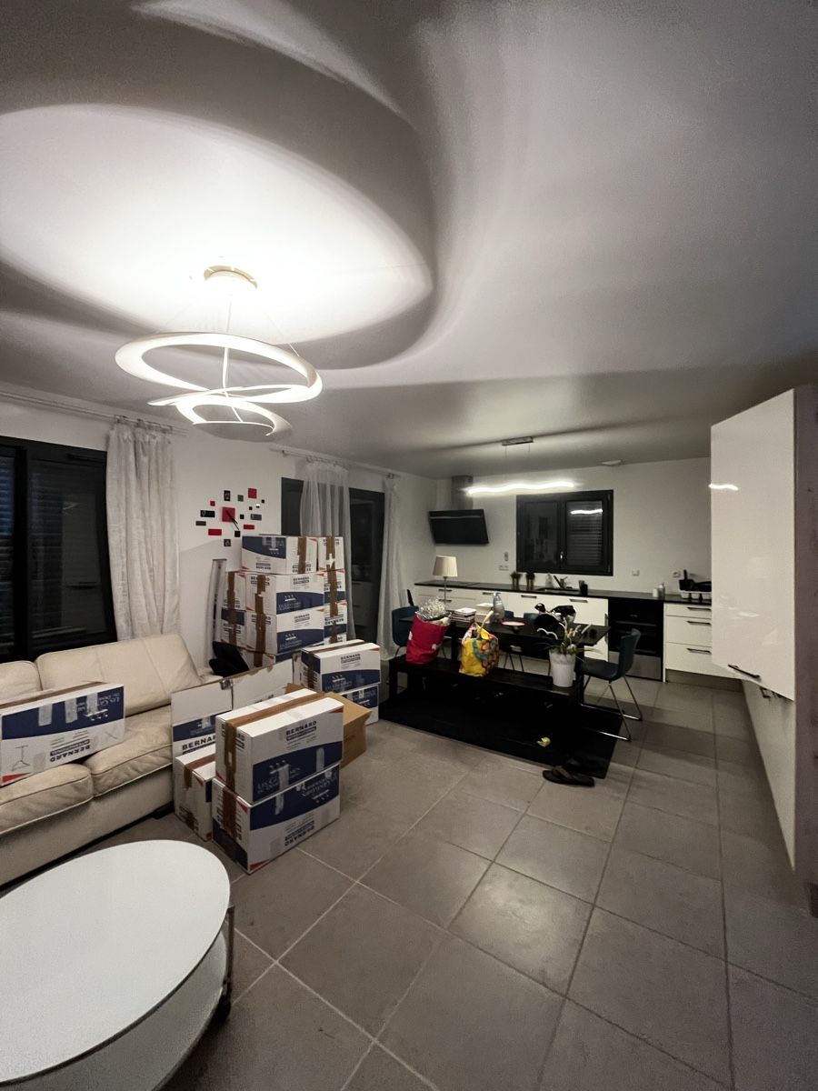 Kronleuchter & Deckenlampen: Modern LED Ceiling Light, Wave Shape, 120cm, White – Gebraucht aus Le Grand-Saconnex von maf_qs9x 6