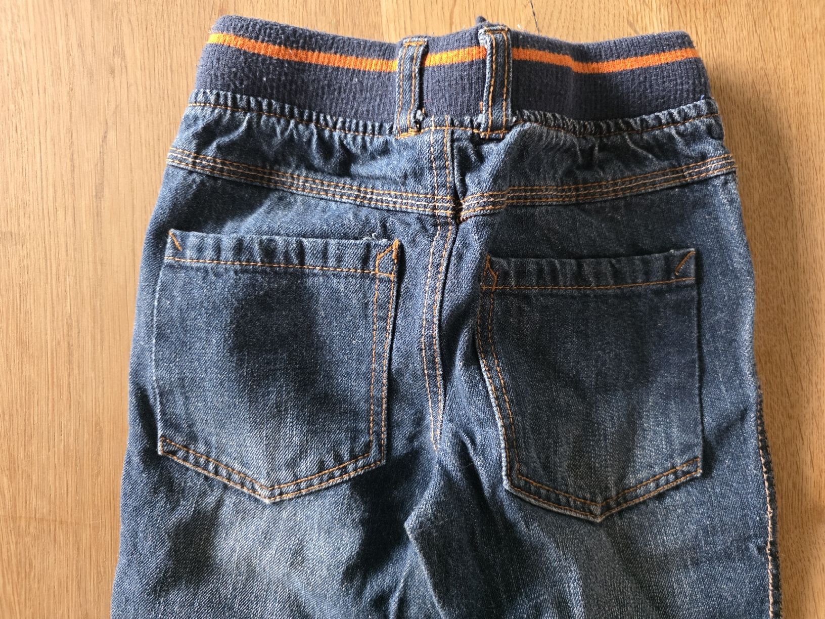 Hosen: Kinder Hose Grösse 104cm – Gebraucht aus Altstätten SG von Carrybones 2