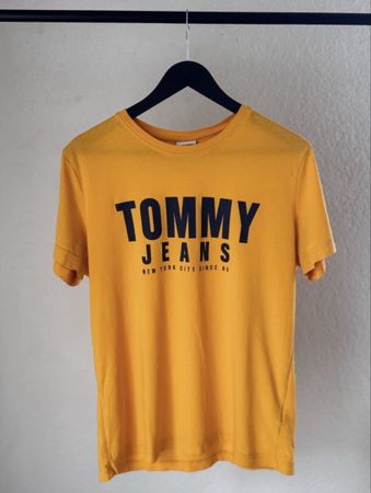 Tommy Hilfiger Jeans Yellow T-Shirt Grösse M