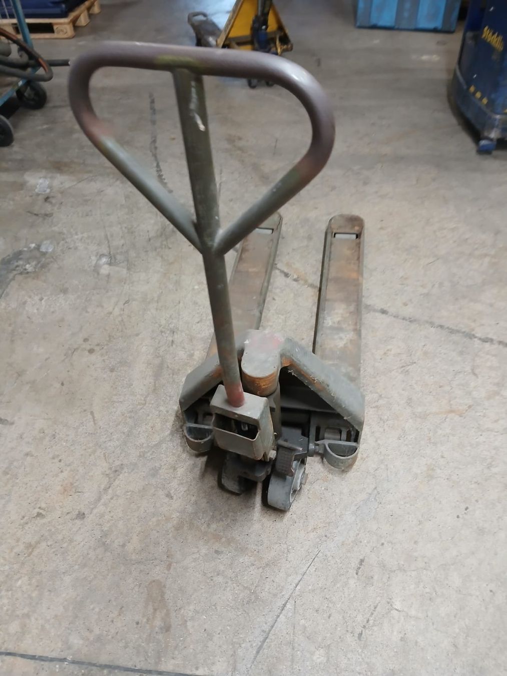 Carrelli elevatori e a forche: Hubwagen Handhubwagen Gebraucht Max 2000kg – Usato da Altdorf UR venduto da cue_mf9b 1