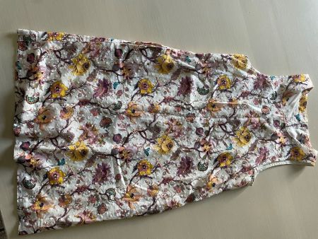 Robe courte, imprimé floral blanc, taille 36