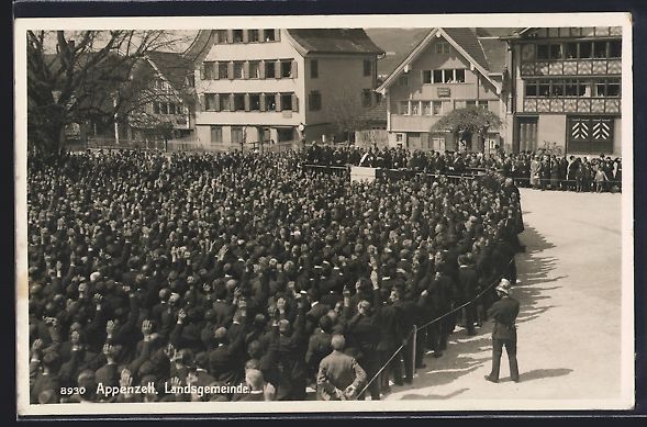 Cartes postales: Appenzell, Landsgemeinde mit Blick auf H – D'occasion à Berlin par bartko-reher