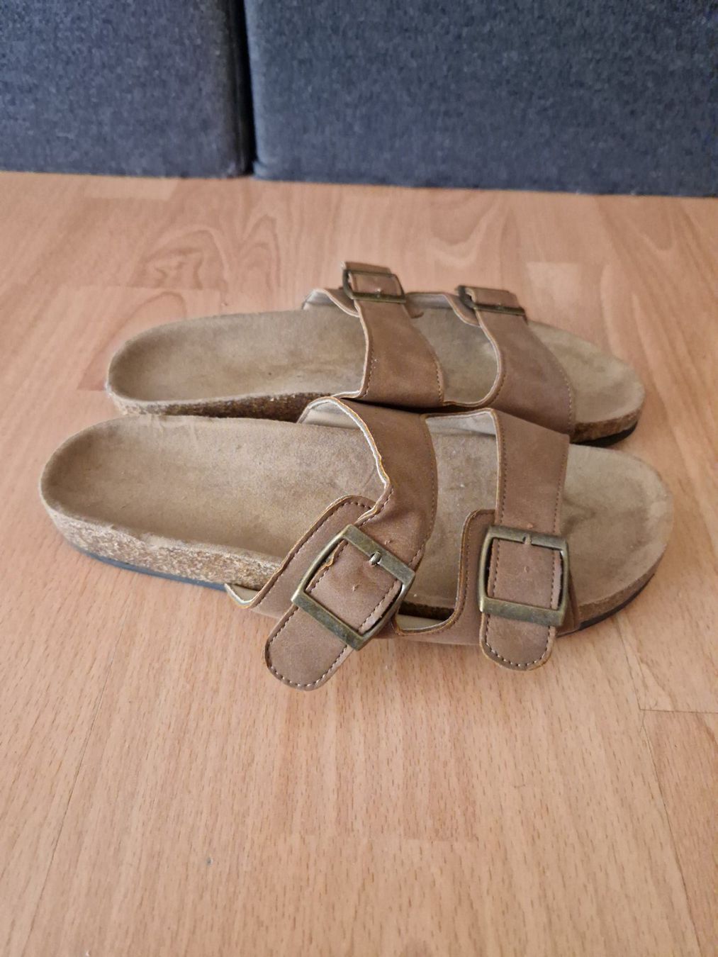 Scarpe da uomo: Pantoletten Clogs Beige Gr. 39 – Usato da Neuhausen am Rheinfall venduto da Alchimista 2