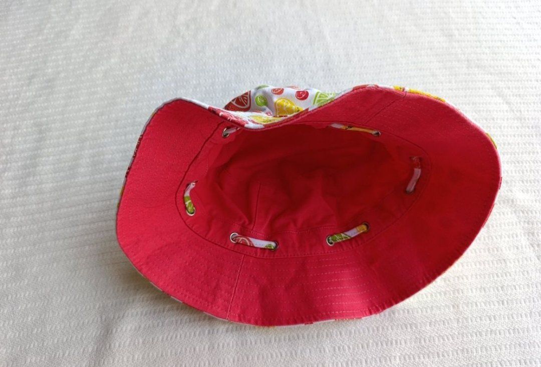 Altro abbigliamento per bambino: Sommer Hut Kinder Gr 54 – Usato da Zürich venduto da ShadowVorlon 3