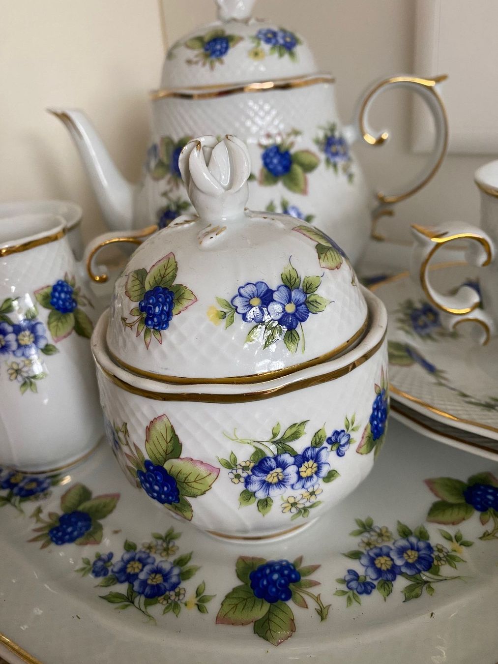 Set di piatti: Teeservice – Usato da Triesen venduto da vla_z6rh