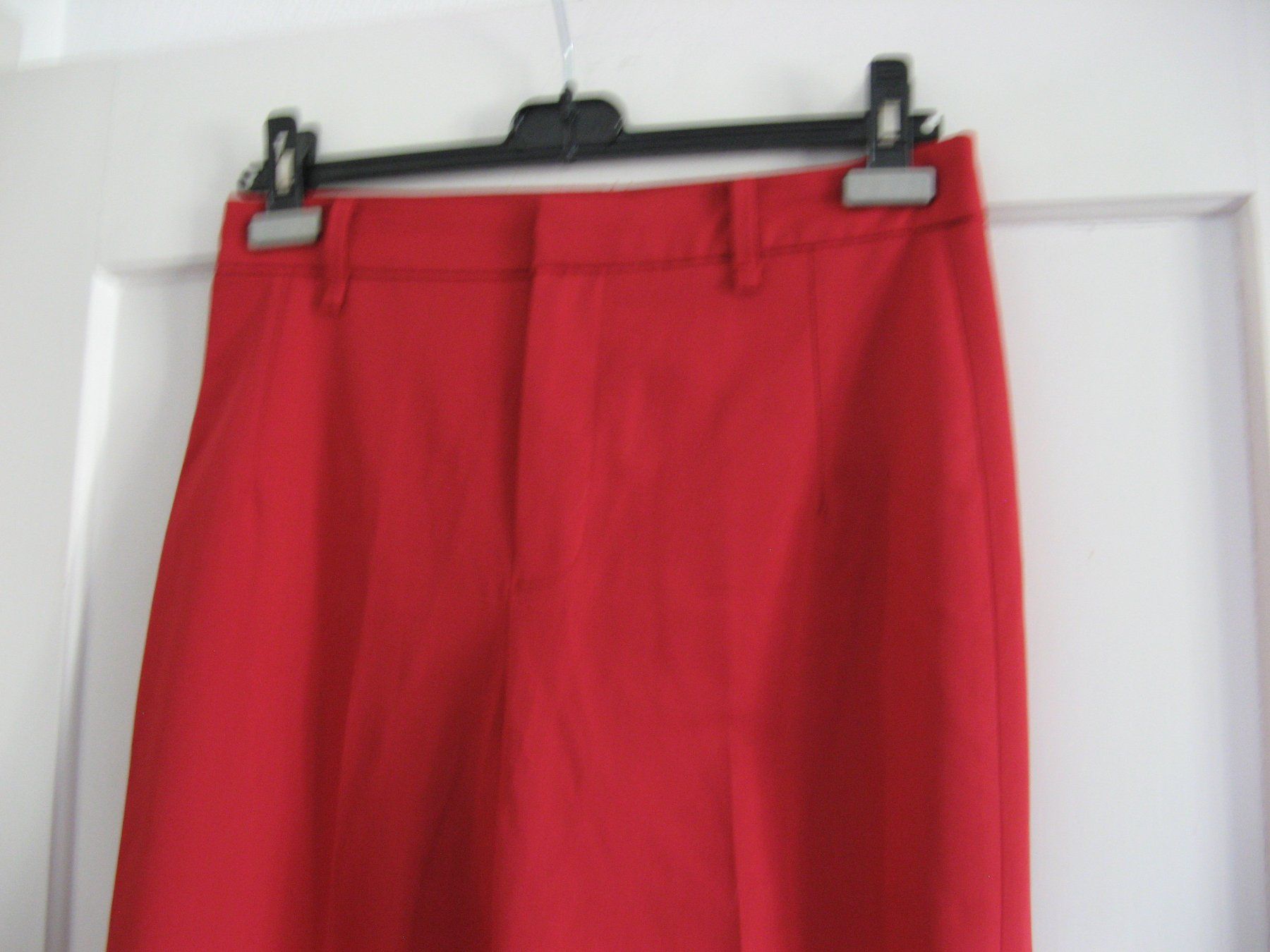 Mango Hosen: rote Hose Gr. 38 Mango – Gebraucht aus Zürich von apil 1