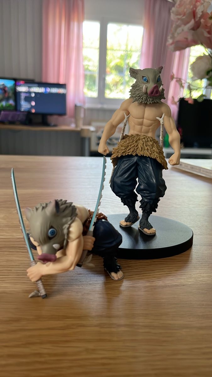 Figuren: Demon Slayer Inosuke Hashibira Figur – Neu (gemäss Beschreibung) aus Wünnewil von AoDLara