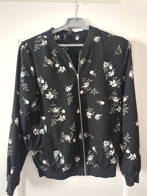 Vestes: Bomberjacke Grösse M – D'occasion à St. Gallen par tj19