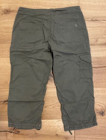 The North Face Damen 3/4 Hose Khaki, Grösse 8 (ca. 38)