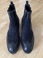 Dunkelblaue  Boots Kennel Schmenger