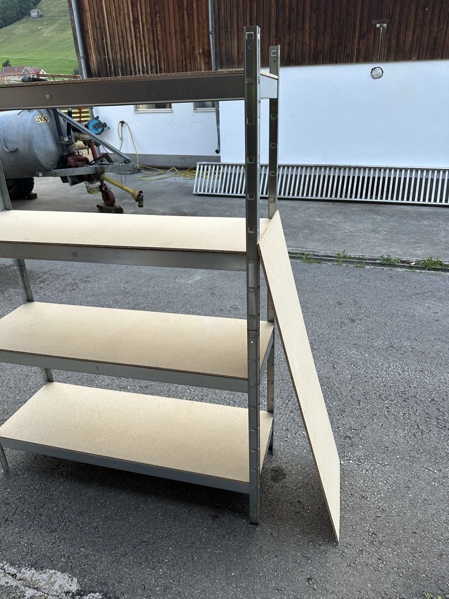 Scaffali: Regal Metall – Usato da Schwende venduto da weesli 2