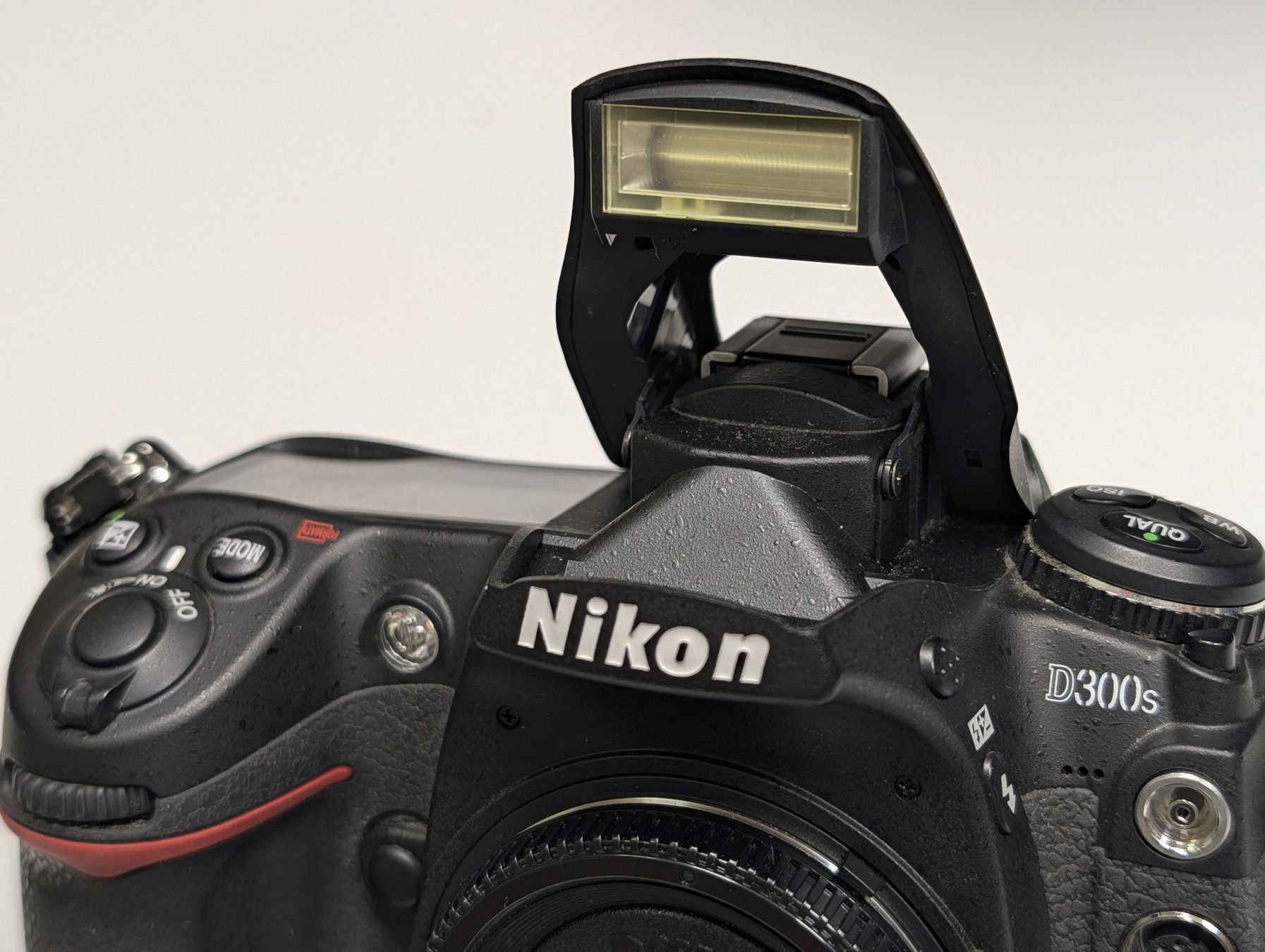 Nikon Appareil photo: D300s mit originalem MB-D10 Griff – D'occasion à Thalwil par miguev 4