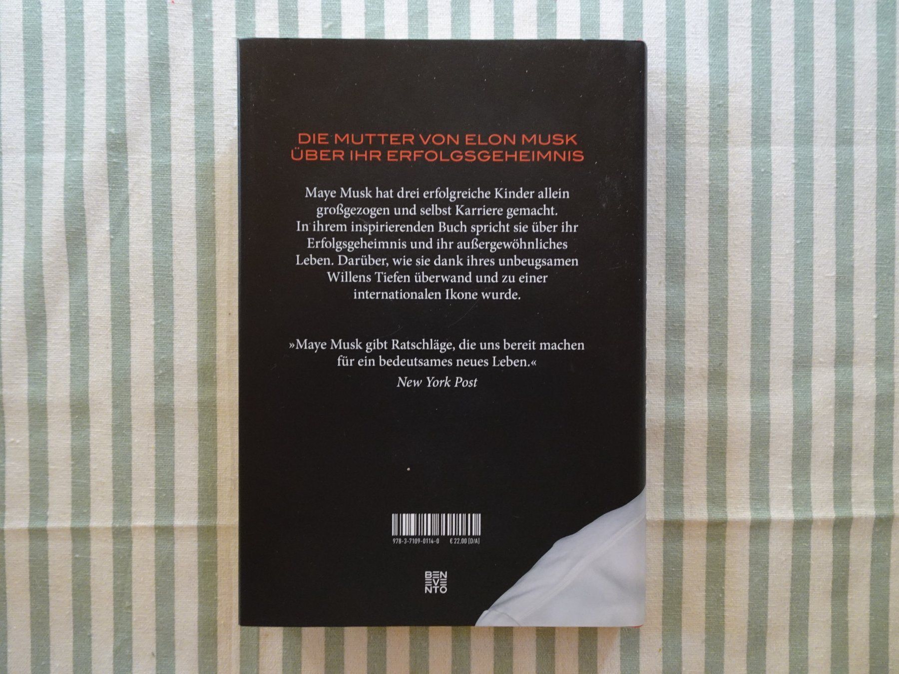Libri: Maye Musk - Eine Frau, ein Plan - Autobiographie - B877 – Usato da Küssnacht am Rigi venduto da Bookslove-Divers 1