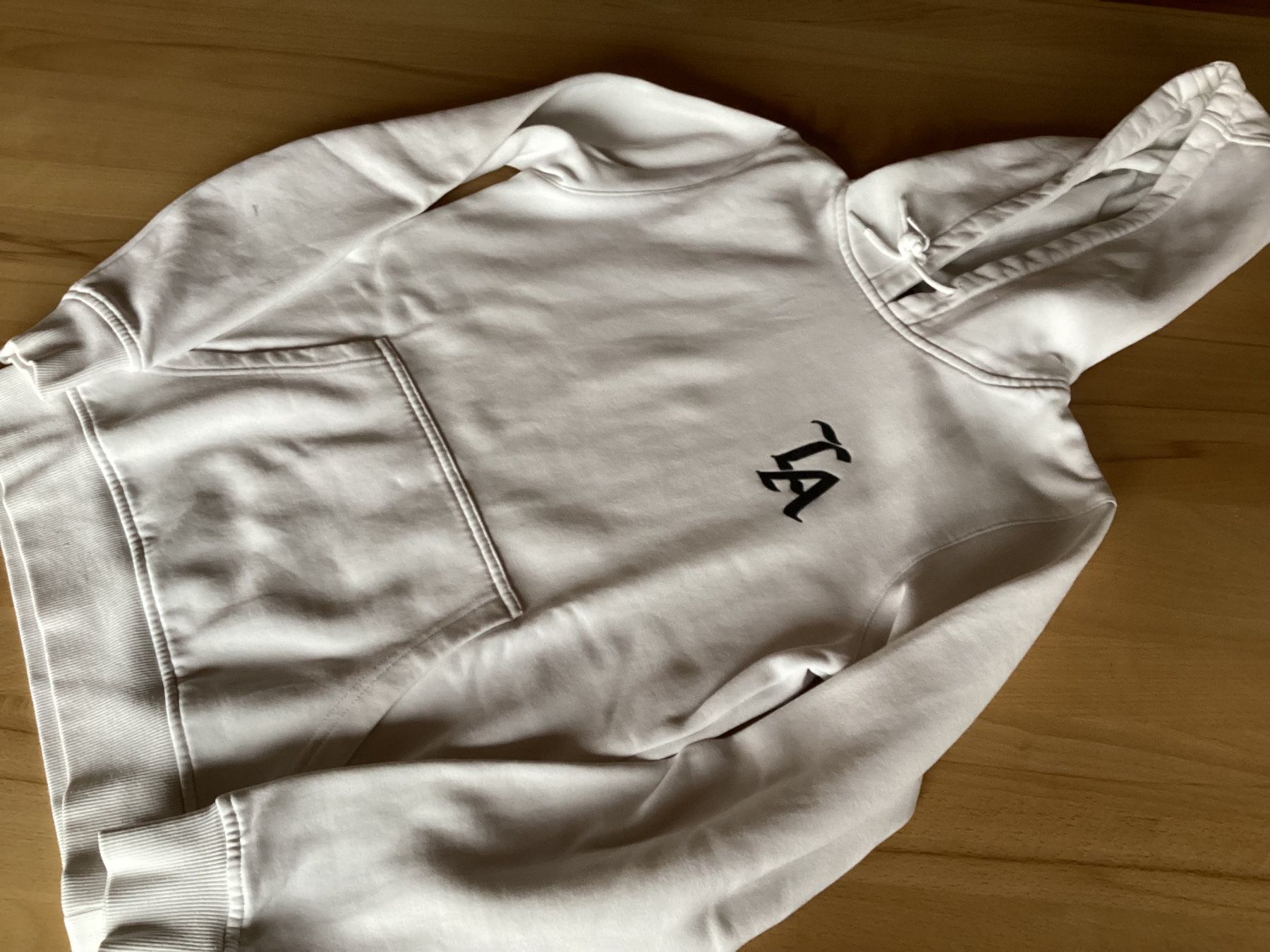 Snipes Pullover & Sweatshirts: Hoody Mr. Tee, LA, Gr. XS, Snipes – Gebraucht aus Schinznach Dorf von Balz1968