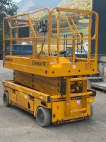 Scherenarbeitsbühne / Nacelle à ciseaux Haulotte Compact 10