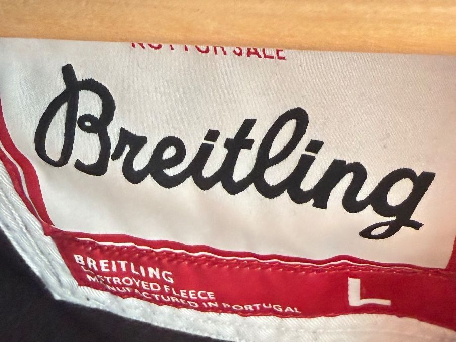 Vestes: Kapuzenjäckli Breitling  Grösse L – D'occasion à Bettlach par val_95hq 2