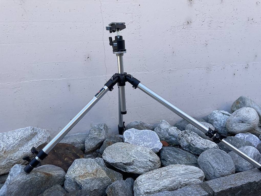 Manfrotto Trépieds & Accessoires: Fotostativ – D'occasion à Visp par hp.kernen 2