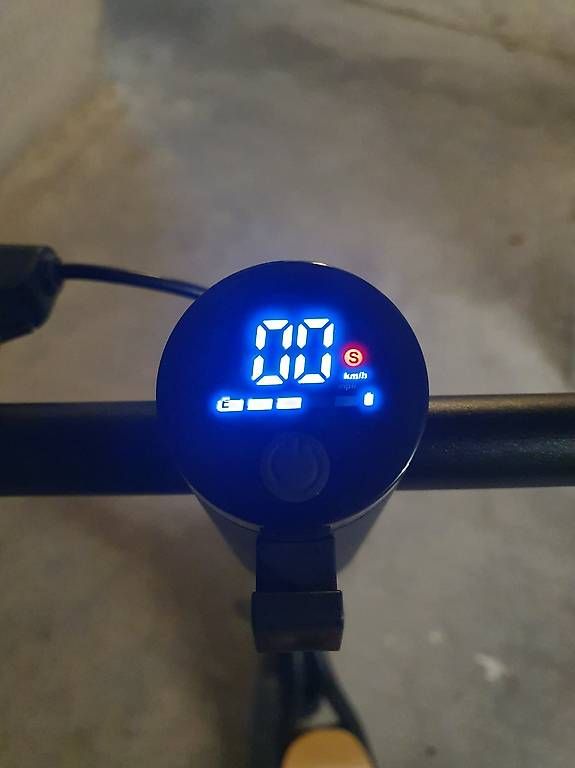 Scooter: E-Scooter – Usato da Gams venduto da laura3377 2