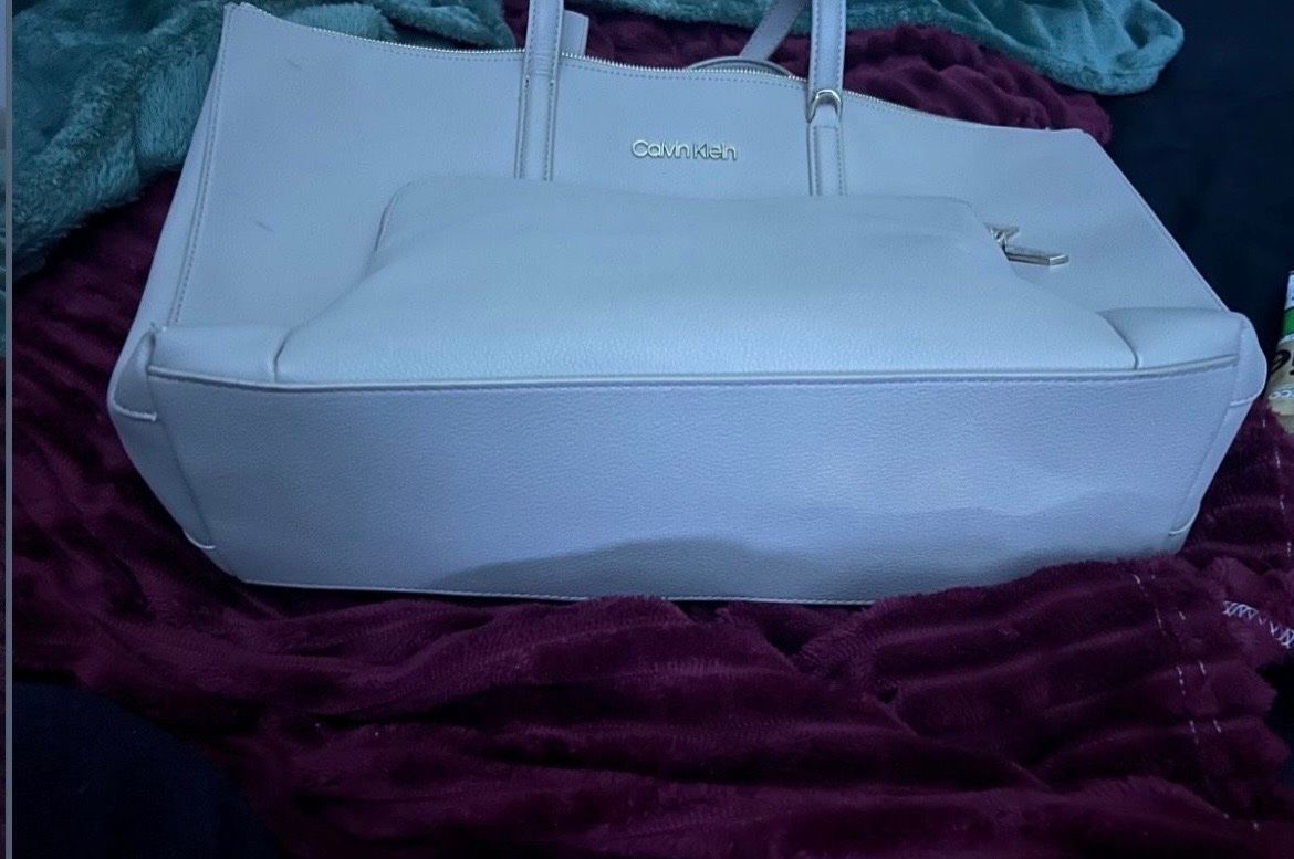 Calvin Klein Taschen für Damen: Calvin Klein Shopper Tasche – Neu (gemäss Beschreibung) aus Sargans von metalhead07 1