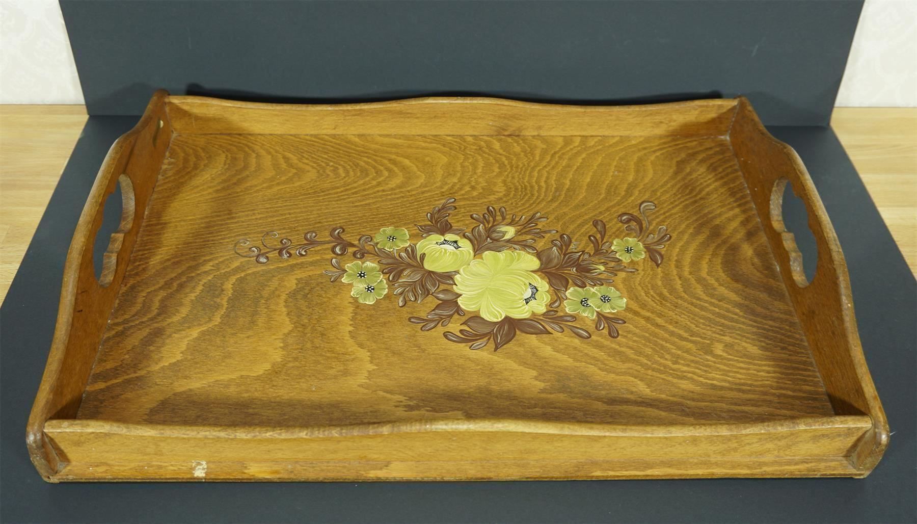 Servierplatten: Serviertablett Holz mit floraler Malerei – Gebraucht aus Meggen von Trouvaillen 5
