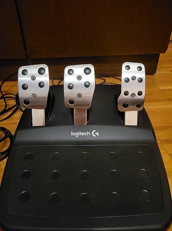 Controller: Vendo Logitech g29 – Usato da Bellinzona venduto da Erny650 2