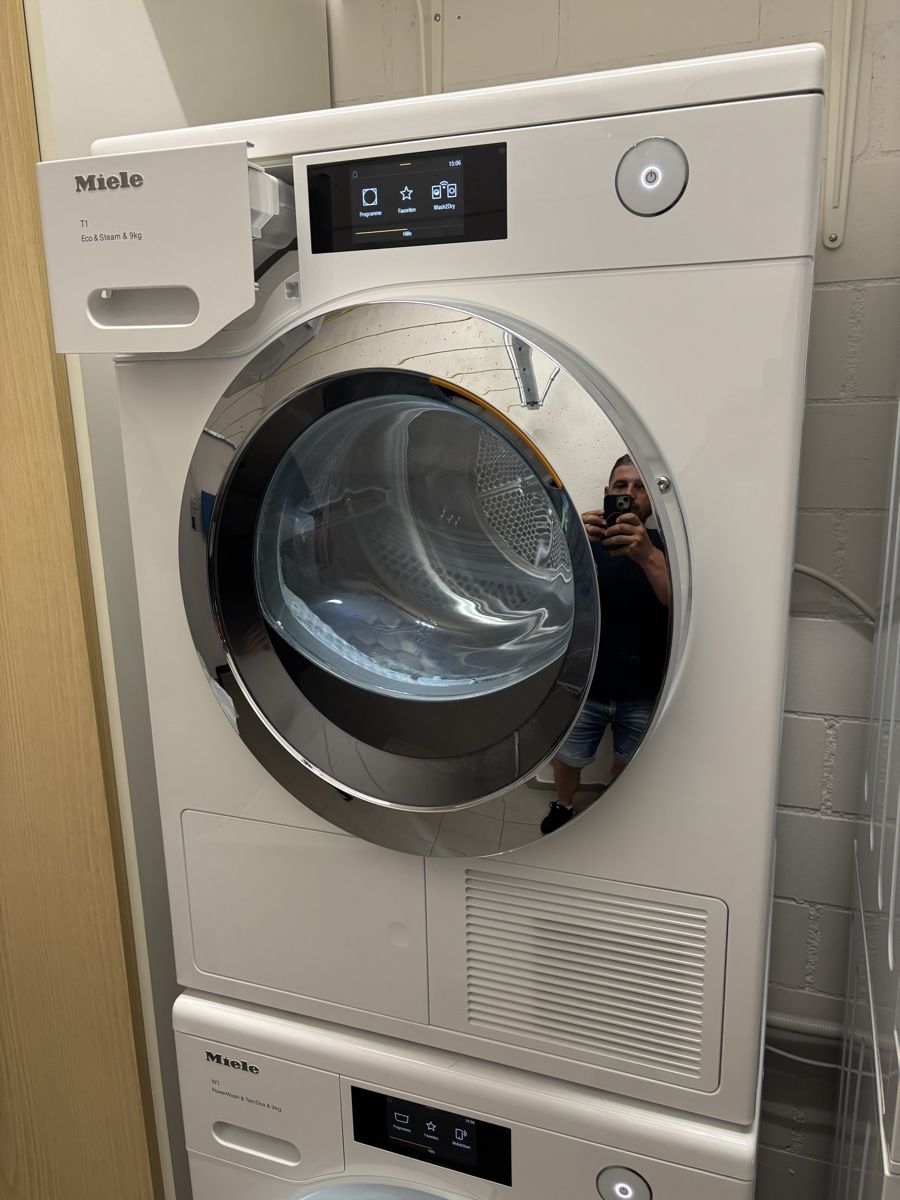 Miele Lavatrici: Waschturm Miele 9 kg Twin Dos  – Usato da Birmensdorf ZH venduto da ShoopAgent8903 6