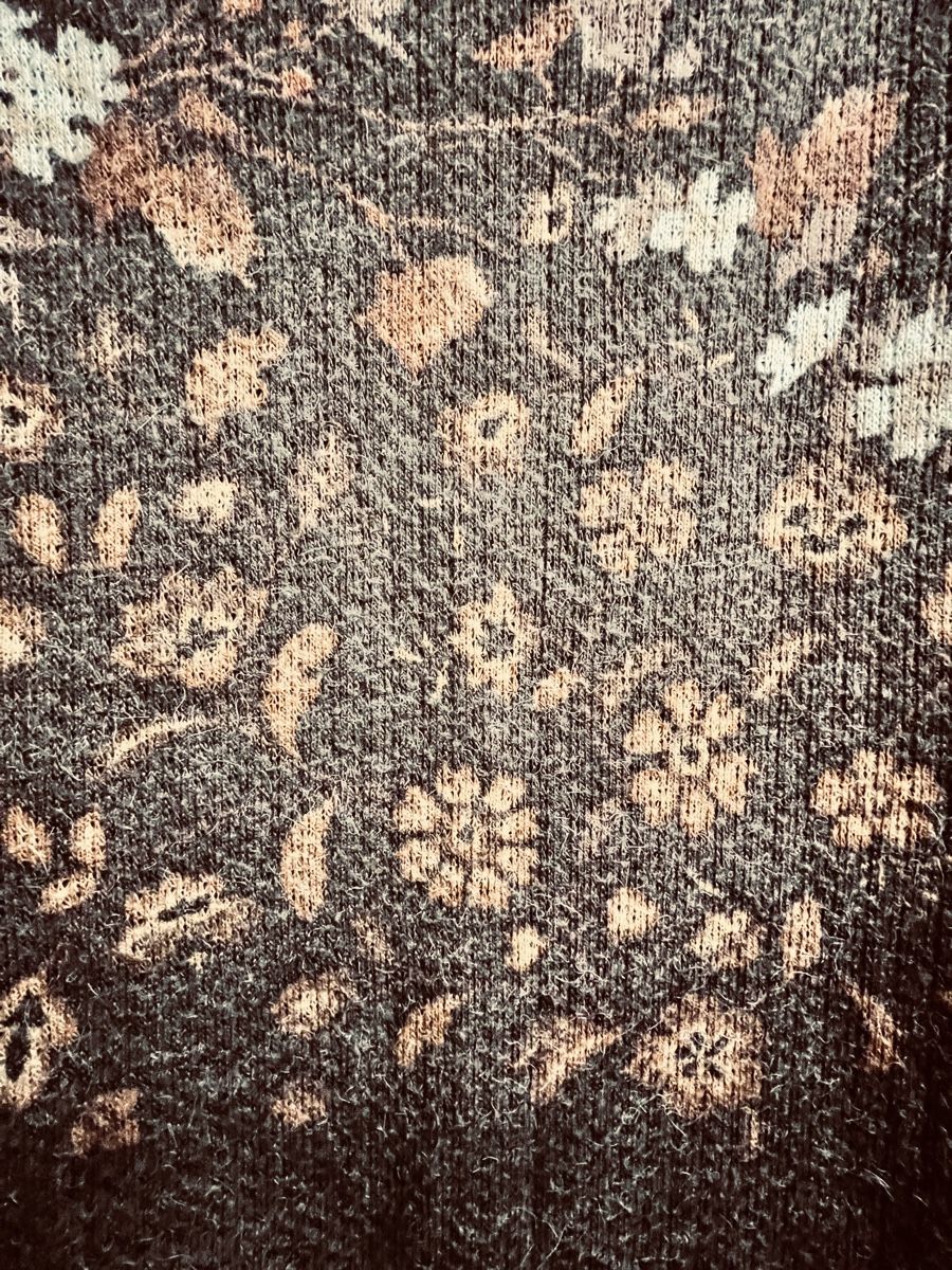 Gonne: Strickrock mit Blumenmuster, Gr. 40 eher 38 Aberdeen – Usato da Teufen AR venduto da Maleaa 1