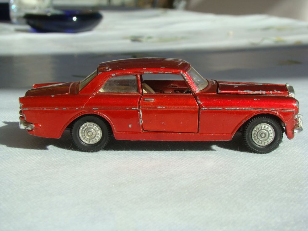 Dinky Toys 127 Rolls-Royce Silver Cloud III – Boîte D’origine, Voiture Miniature