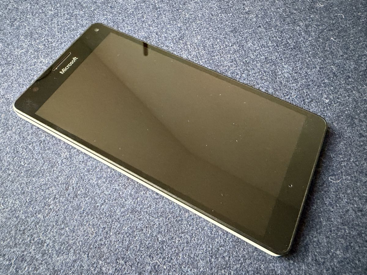 Microsoft Tablet PC: Lumia 950XL (Windows 11 Pro tablet) – Usato da Zürich venduto da jankais3r 3