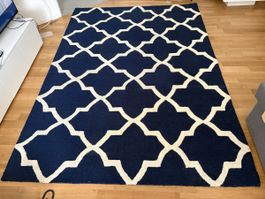 Great Condition beliani carpet