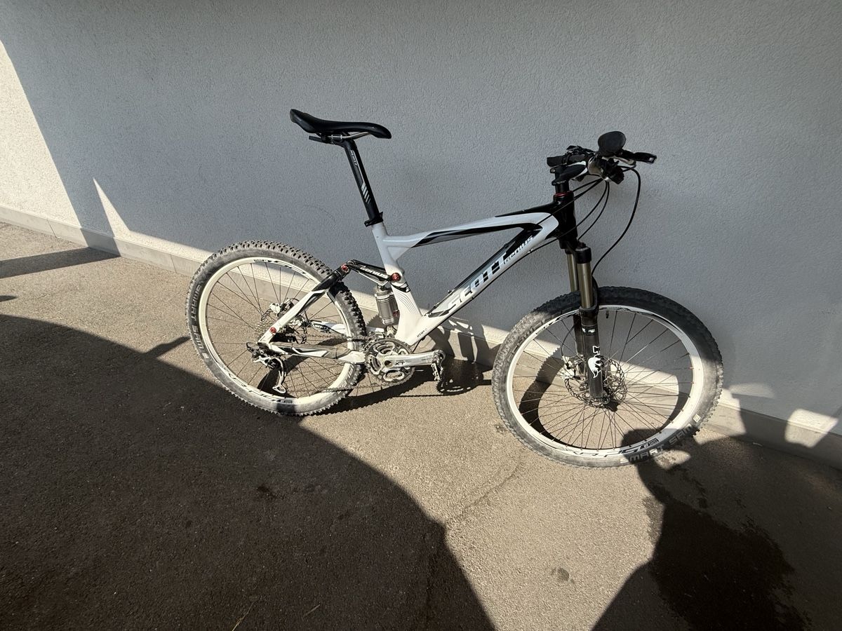 Scott Velos: Scott Genius 20 Carbon  – Defekt aus Rotkreuz von 74max 2