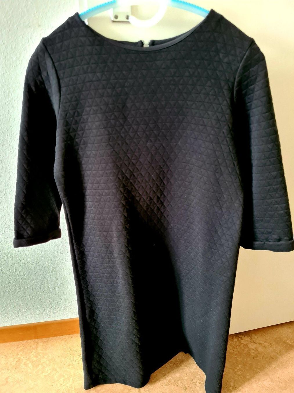 Kleider: Sweatkleid von Armedangles Gr.XS – Neu (gemäss Beschreibung) aus Lengnau BE von zebra-jonny
