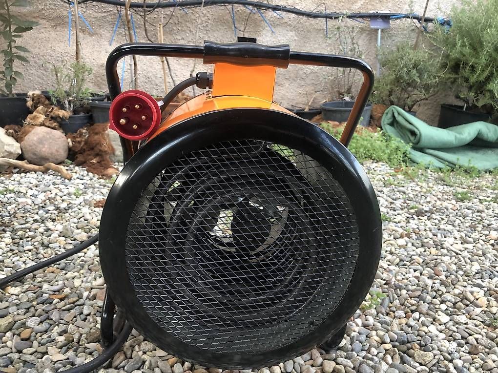 Radiatori: Elektro Heizlüfter 9kw – Usato da S. Pietro venduto da FrancescoB. 3