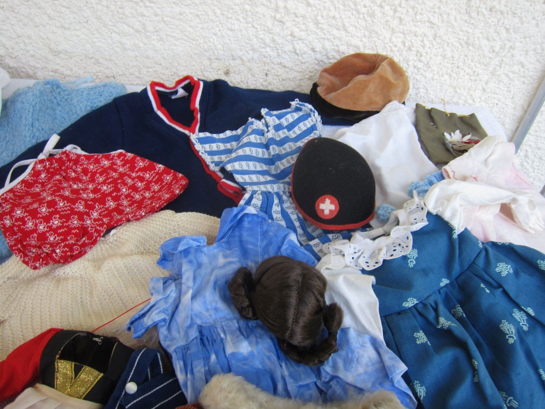 Bambole: PUPPENKLEIDER – Usato da Regensdorf venduto da Eri8057 8