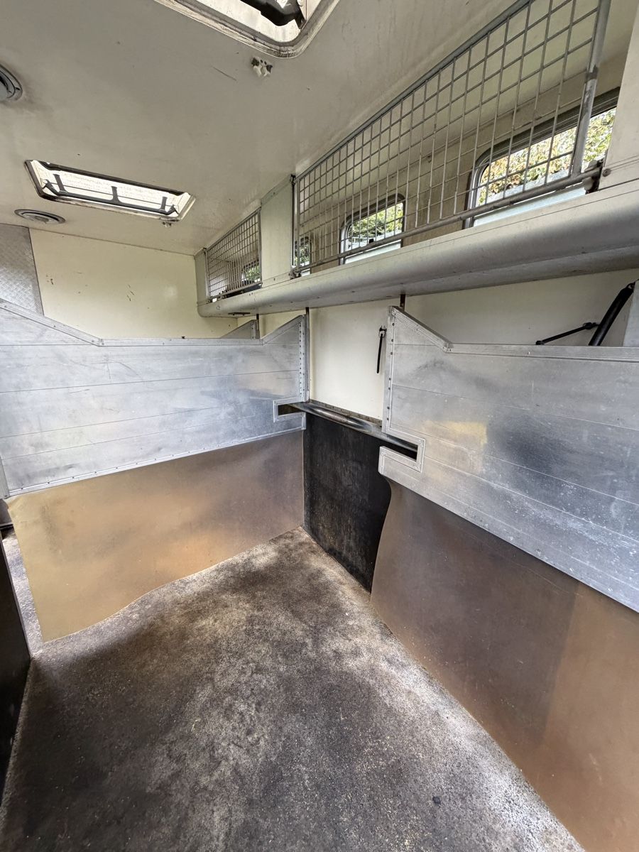 Mobile-home: Pferdetransporter/Wohnmobil – D'occasion à St. Gallen par rap_kql2 9