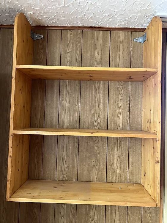 Scaffali: Büchergestell 82 x 30 x 110 – Usato da Knutwil venduto da Momon