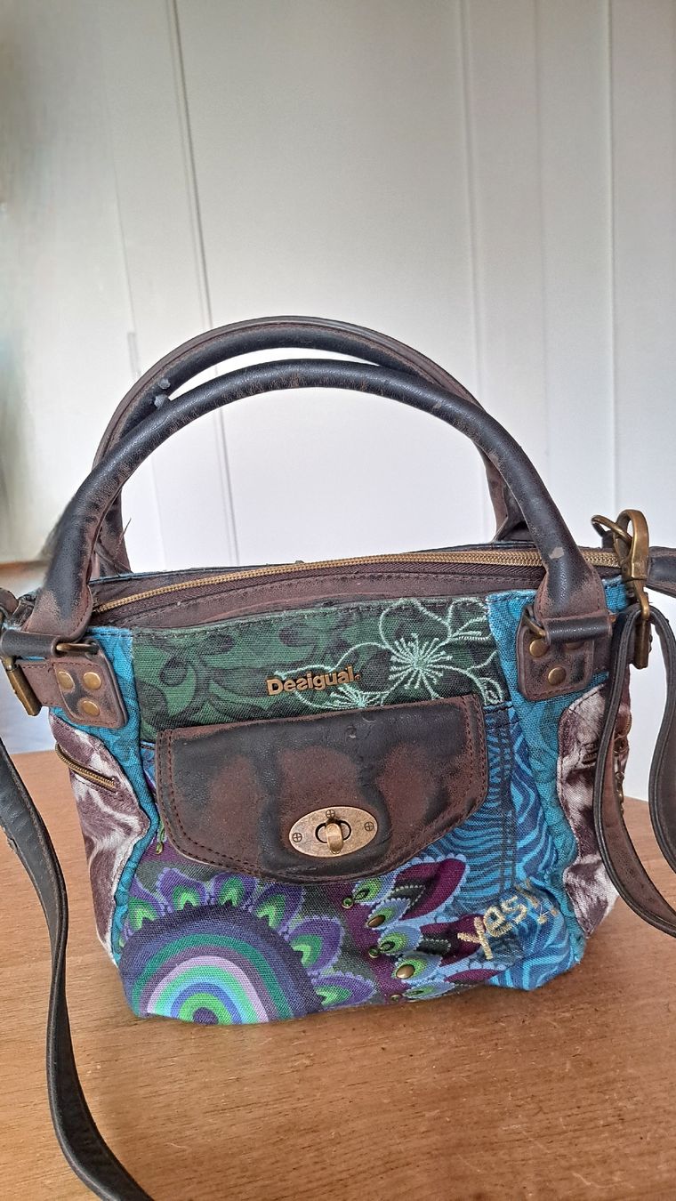 Desigual Sacs femmes: Desigual Handtasche, gebraucht – D'occasion à Bern par Jespah