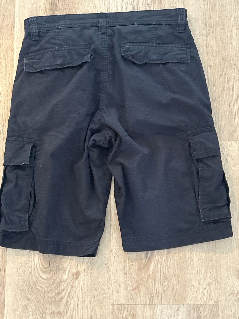C&A Pantaloni: Schwarze Cargo Shorts von C&A  Gr. W28 – Usato da Brunnen venduto da Nala2929 4
