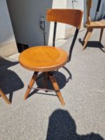 Hocker Holz Metall drehbar Hocker vintage Zustand gebraucht