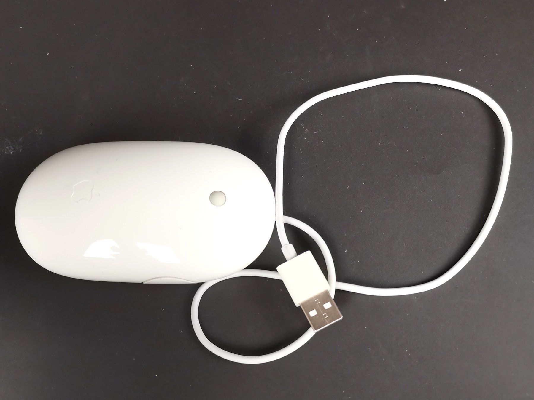 Apple Mouse: APPLE - Mighty Mouse A1152, USB kabelgebunden – Usato da Schaffhausen venduto da Restwert_SH 1