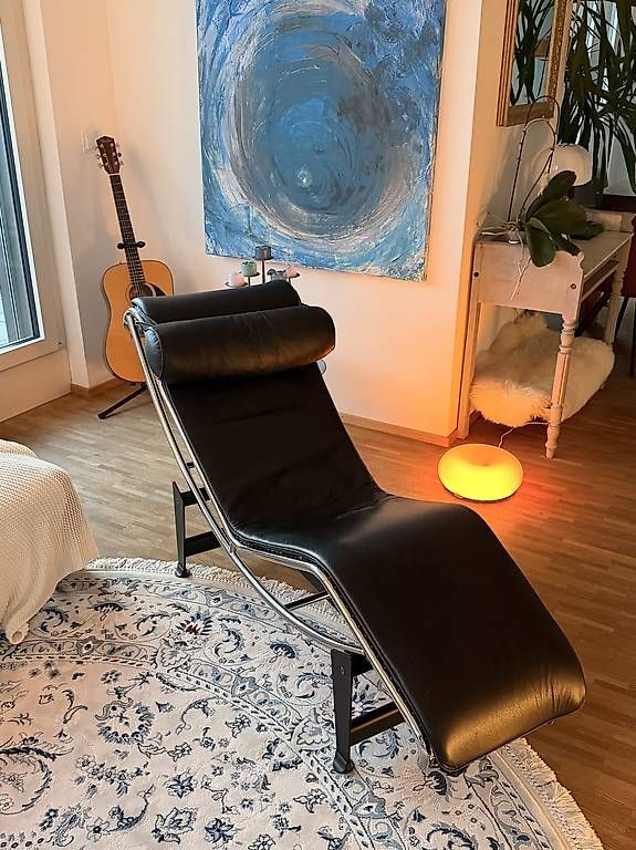 Le Corbusier Chaises longues: Leder-Liege Le Corbusier - Replica – D'occasion à Bern par tschoust