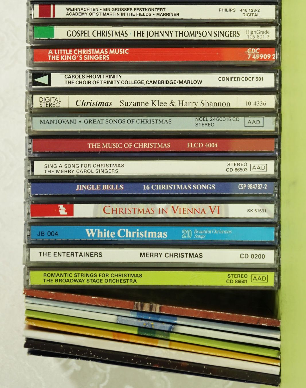 CD: 37 verschiedene Weihnachts CD's aller Art – Usato da Meggen venduto da Brockitare 2
