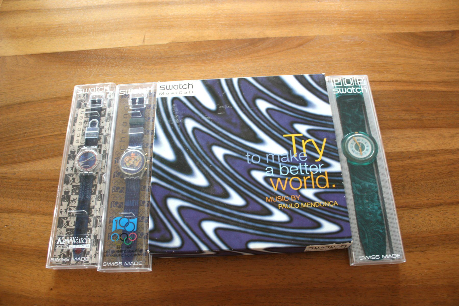 Swatch Orologi: 4 Swatch Uhren neu – Nuovo e nell'imballaggio originale da Spiez venduto da Trollius09 9