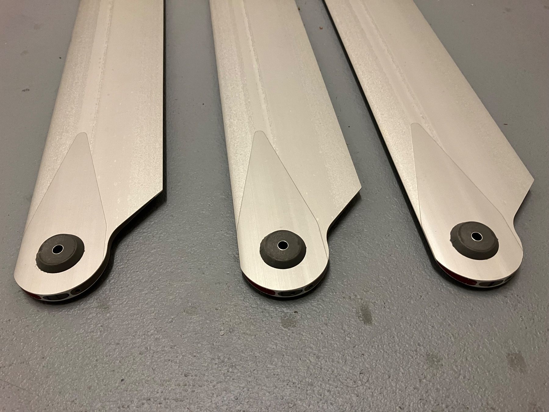 Modellismo RC: Rotorblätter M-Blades – Usato da Wil SG venduto da romanrs4 3