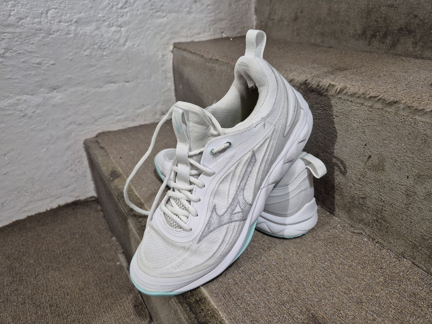 Scarpe da uomo: Mizuno Hallenschuhe – Usato da Winterthur venduto da Lumi11