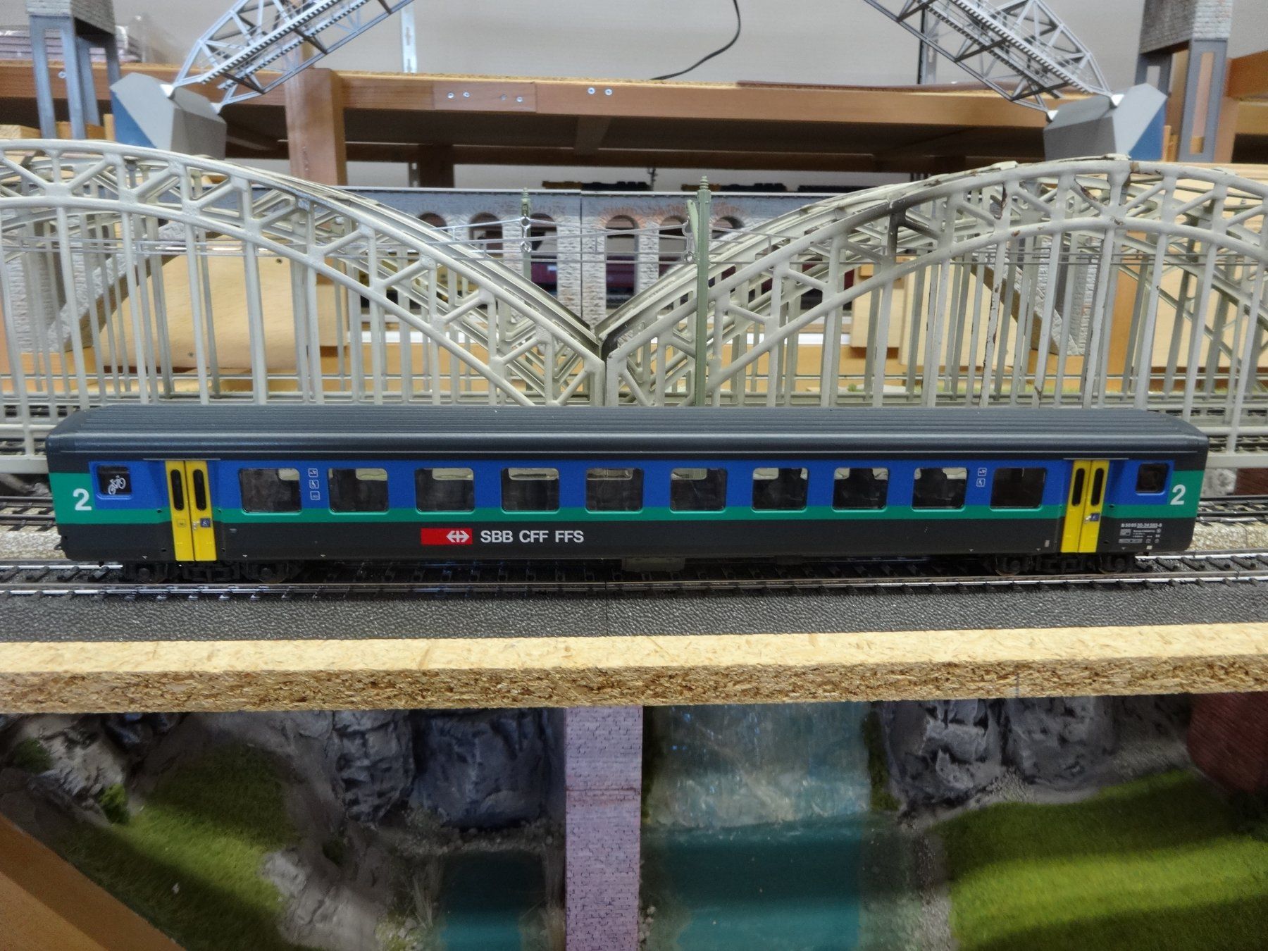 Roco Modelleisenbahnen: 5-teiliger SBB Interregio Zug von Roco – Neu (gemäss Beschreibung) aus Hinwil von chris_badminton 2