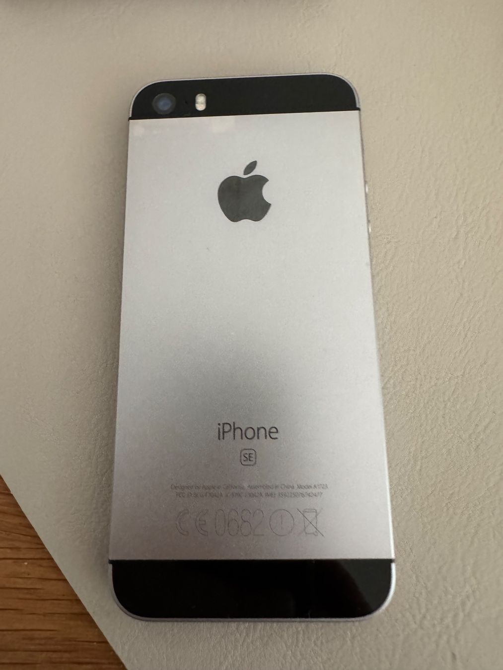Apple Telefoni cellulari / Smartphones: iPhone SE – Usato da Adliswil venduto da Busys 3
