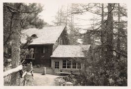 Blockhaus cluoza Schweiz lernez G